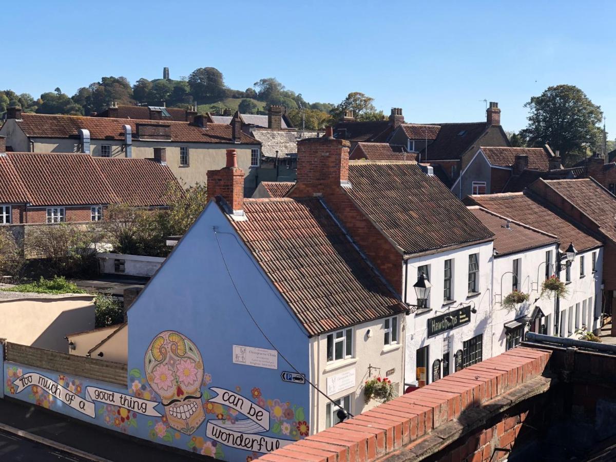 Glastonbury Secret Retreat - 1 Bd Split-Level Apt, Sleeps 3 Kültér fotó