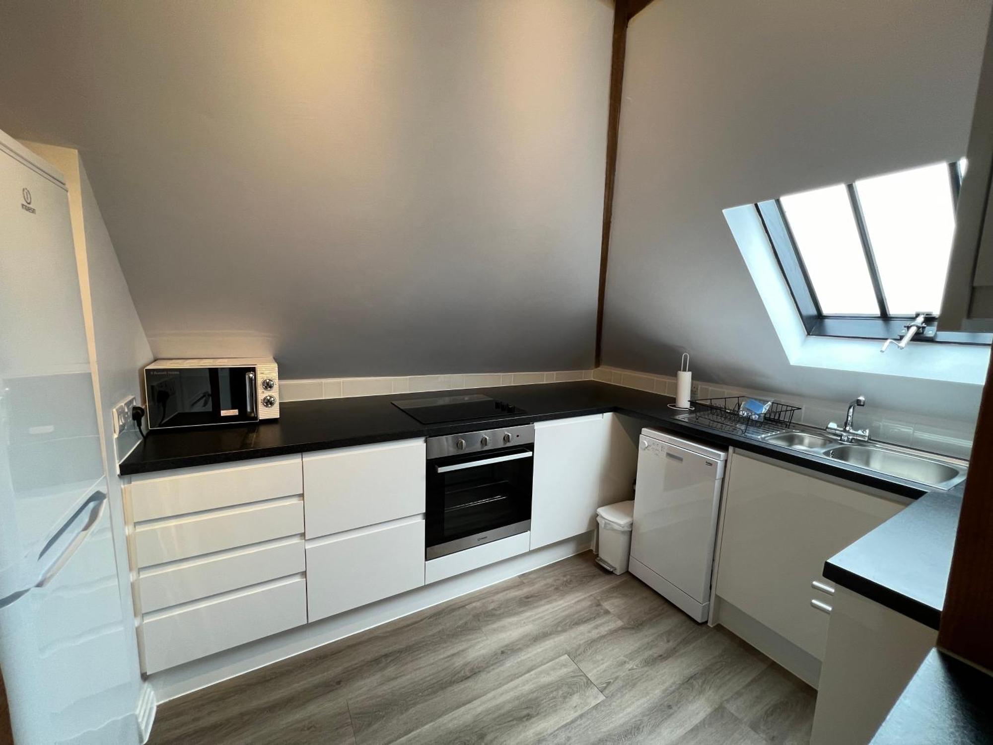 Glastonbury Secret Retreat - 1 Bd Split-Level Apt, Sleeps 3 Kültér fotó